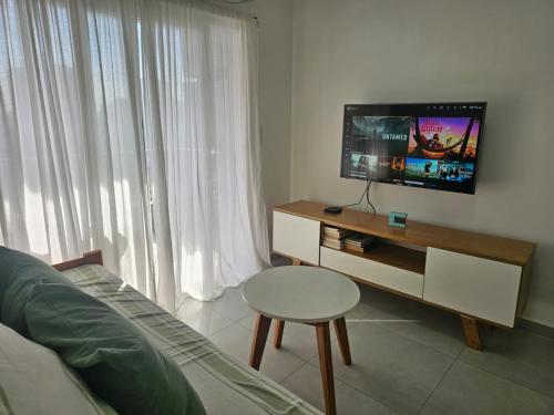 TV a/nebo společenská místnost v ubytování Departamento en Caseros, Prov Bs As