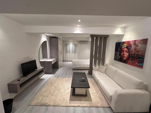 Ultra Modern Studio in Zamalek