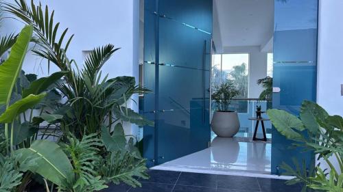 Fotografie z fotogalerie ubytování Luxury House in EL PEÑON v destinaci Girardot