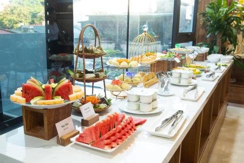 Otelde veya yakınında yiyecek