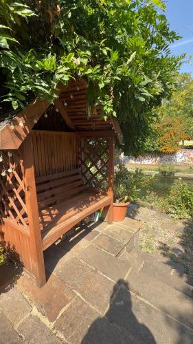 Amazing Location - City of London- 2 Bedroom Stunning Canal View House With Private Garden,Parking & Balcony photo 82