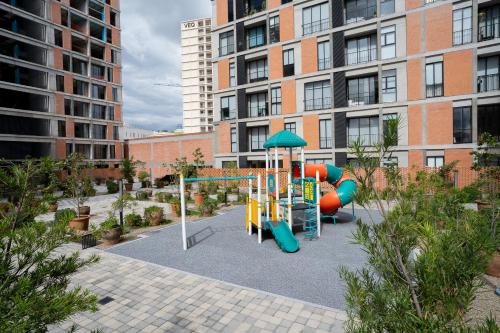 Ο χώρος παιχνιδιού για παιδιά στο Apartamento Anuva con Parking, Alberca y SkyView