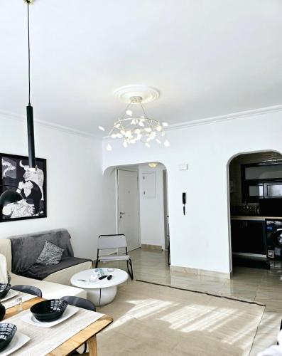 Artistic, Cozy and bright