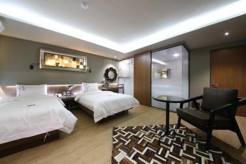 Gallery image of Avenue Hotel in Jeonju