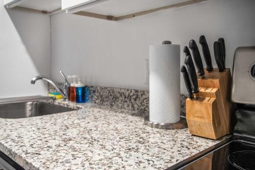 Фотография из галереи CozySuites Stunning 1BR in Downtown Pitts 38 в Питтсбурге