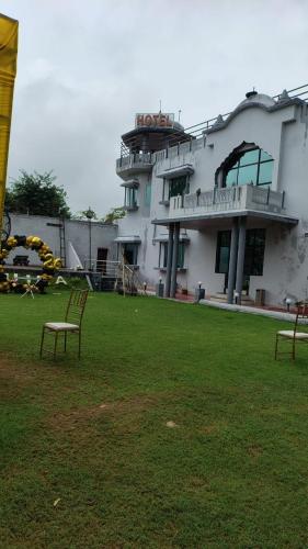 Gallery image of Quila Camps and Resort, Burja in Alwar