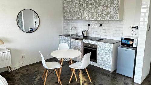 Dapur atau dapur kecil di Urban luxe -city view