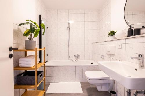 Ένα μπάνιο στο GoldenKey Suites