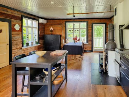 Gallery image of Rural 19Th Century House Near Götlunda in Arboga