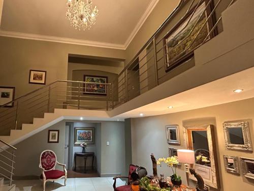 Fotografie z fotogalerie ubytování Alabaster Luxe Villa v destinaci Langebaan