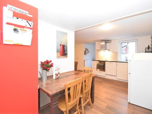 Dapur atau dapur kecil di Holiday home in ldernTwistetal-Oberwaro with sauna