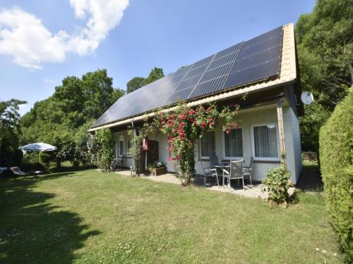 Κήπος έξω από το Ferienhaus in der Naehe der Ostsee