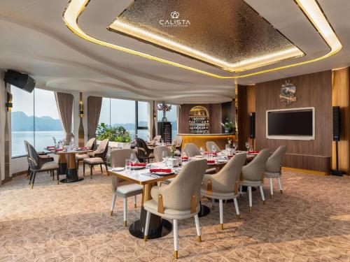 Μια τηλεόραση ή/και κέντρο ψυχαγωγίας στο Calista Cruise - A Ha Long Bay Spectacle