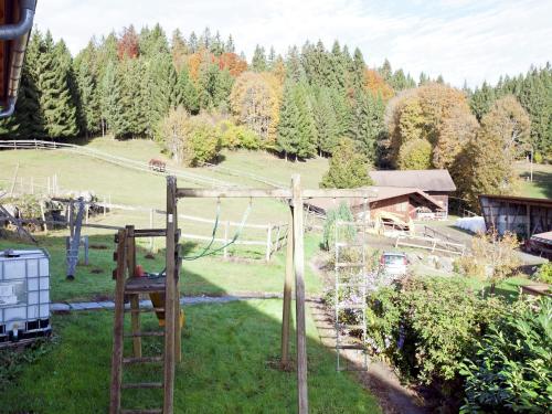 Κήπος έξω από το Ferienwohnung im Schwarzwald mit Garten