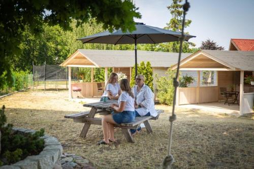 Hosté ubytování Bungalow in Miedzyzdroje with a terrace