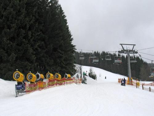Το Holiday home in Mielinghausen near ski area τον χειμώνα