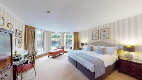 Cheval Thorney Court at Hyde Park photo 61