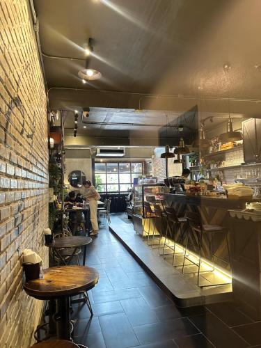 Restoran atau tempat lain untuk makan di Sailomyen Hostel