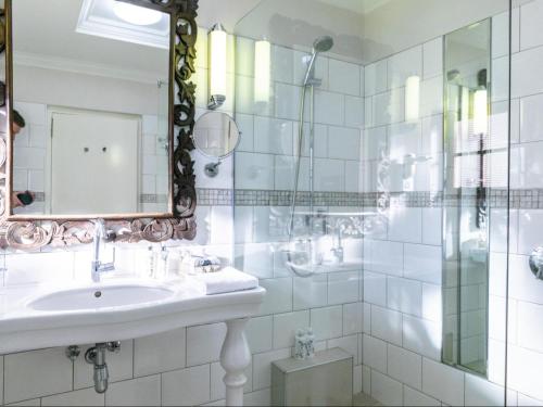 Koupelna v ubytování Heinitzburg Boutique Hotel