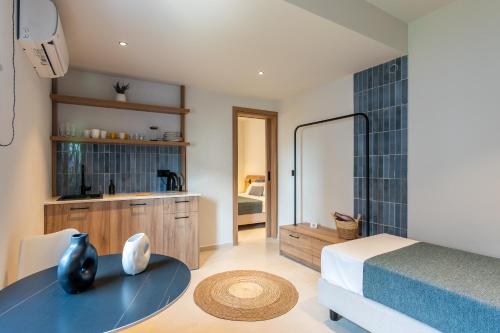 Katil atau katil-katil dalam bilik di Psaras Apartments