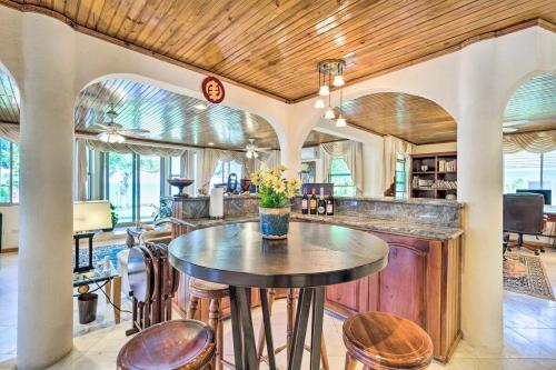 Gallery image of Majestic Beach House Jamaica in Discovery Bay