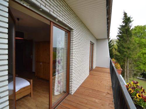 Balkoni atau teres di Panoramic Retreat, Thirimont