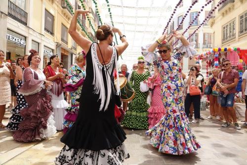 Central Studio, 3 min to Calle Larios, Ideal for Exploring Málaga