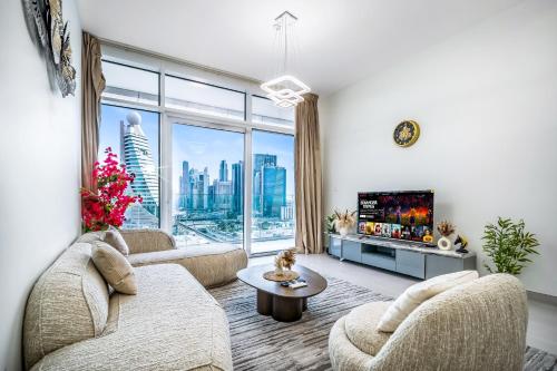 Elegant 1BHK Metro Access & Trade Centre