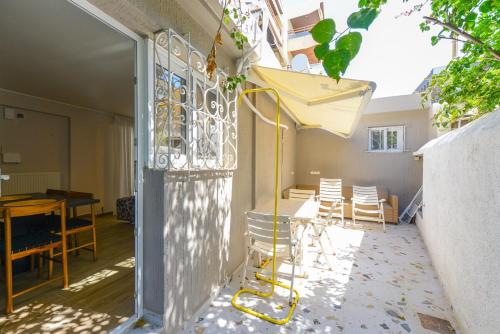 Modern apartment in Glifada
