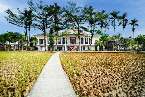 Gallery image of Belvilla Bogor near Citra Alam Riverside formerly Aries Biru Hotel in Bogor