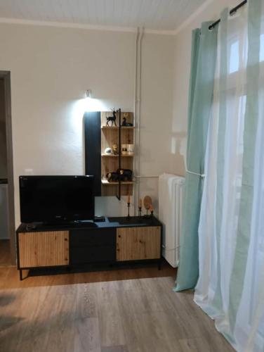 Ένα μπάνιο στο Apartment in the heart of the city