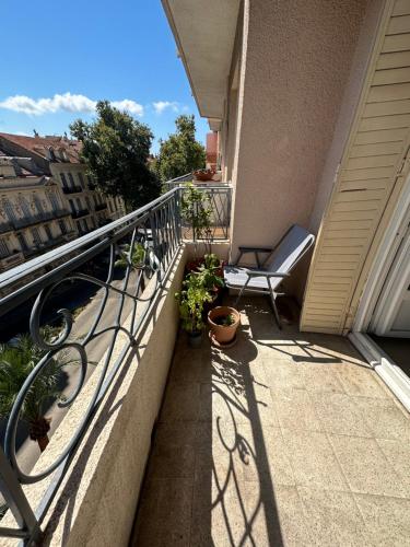 2 pièces Cannes centre Terrasse et plage à 5 min