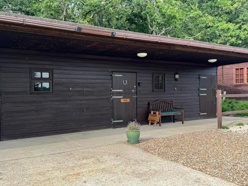 Φωτογραφία από το άλμπουμ του The Hugo stable Cosy getaway in Hambledon σε Soberton