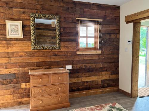 Φωτογραφία από το άλμπουμ του The Hugo stable Cosy getaway in Hambledon σε Soberton