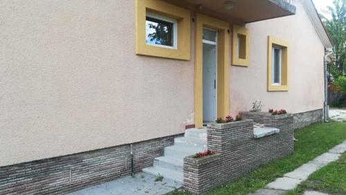 Φωτογραφία από το άλμπουμ του Apartment in Balatonföldvár 18525 σε Balatonföldvár