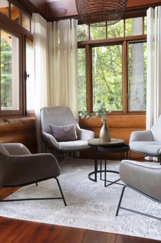 Posezení v ubytování Log cabin - Lakeside - Le Oly
