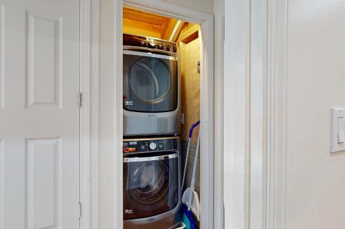 Φωτογραφία από το άλμπουμ του Cool River Condo II σε Helen