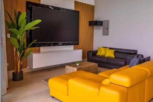 Sunset House Guacalilloにあるテレビまたはエンターテインメントセンター