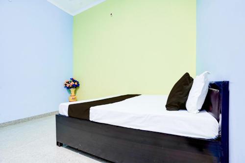 Gallery image of SPOT ON guest house in Bulandshahr