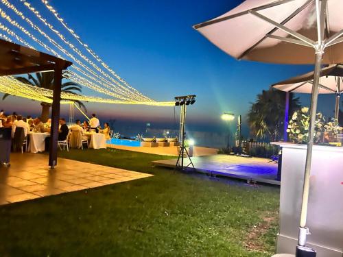 Πισίνα στο ή κοντά στο Villa Heora - The Floating Residence