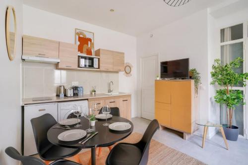 2 bedrooms apartment in the 15th district