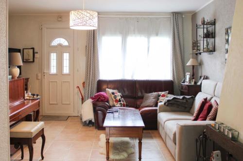 Χώρος καθιστικού στο Spacious quiet house with pretty garden