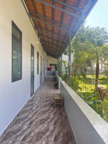 Κήπος έξω από το Homestay Nam Anh