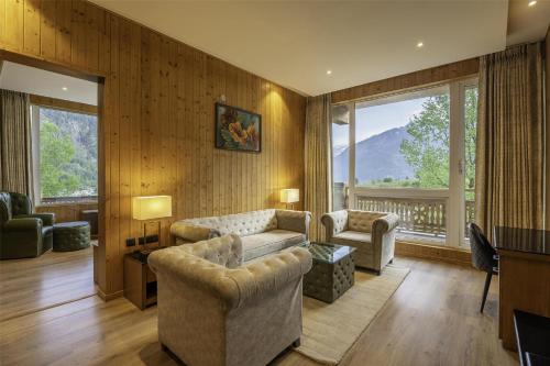 Ruang duduk di Palchan Hotel & Spa - A member of Radisson Individuals Retreats
