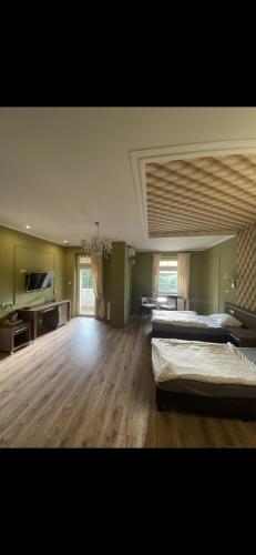 Fotografie z fotogalerie ubytování Hotel Granit v destinaci Strzegom