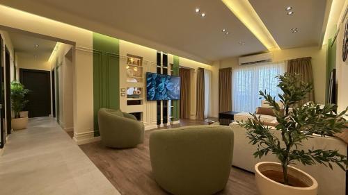 Luxurious 2 Bedroom Master Suite Guest Favorite in A bnb