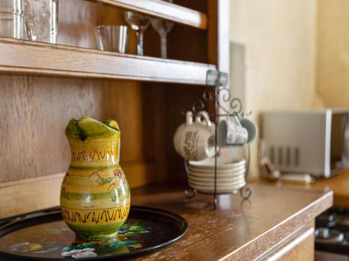 Dapur atau dapur kecil di Villa in Les Mages with swimming pool