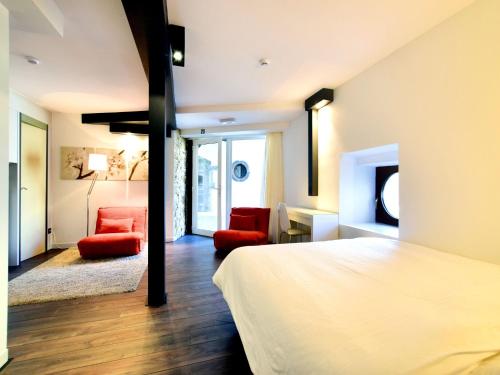 Chic Mansion in Robertvilleにあるベッド