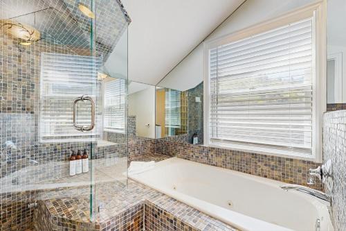 Ένα μπάνιο στο Marsac Manor