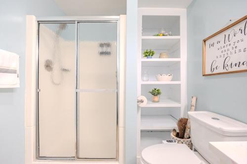 Koupelna v ubytování Cozy 2bed bath Private Above Ground First Floor Suite